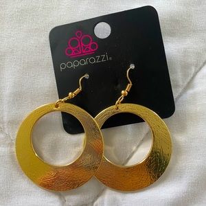 PAPARAZZI Gold Earrings